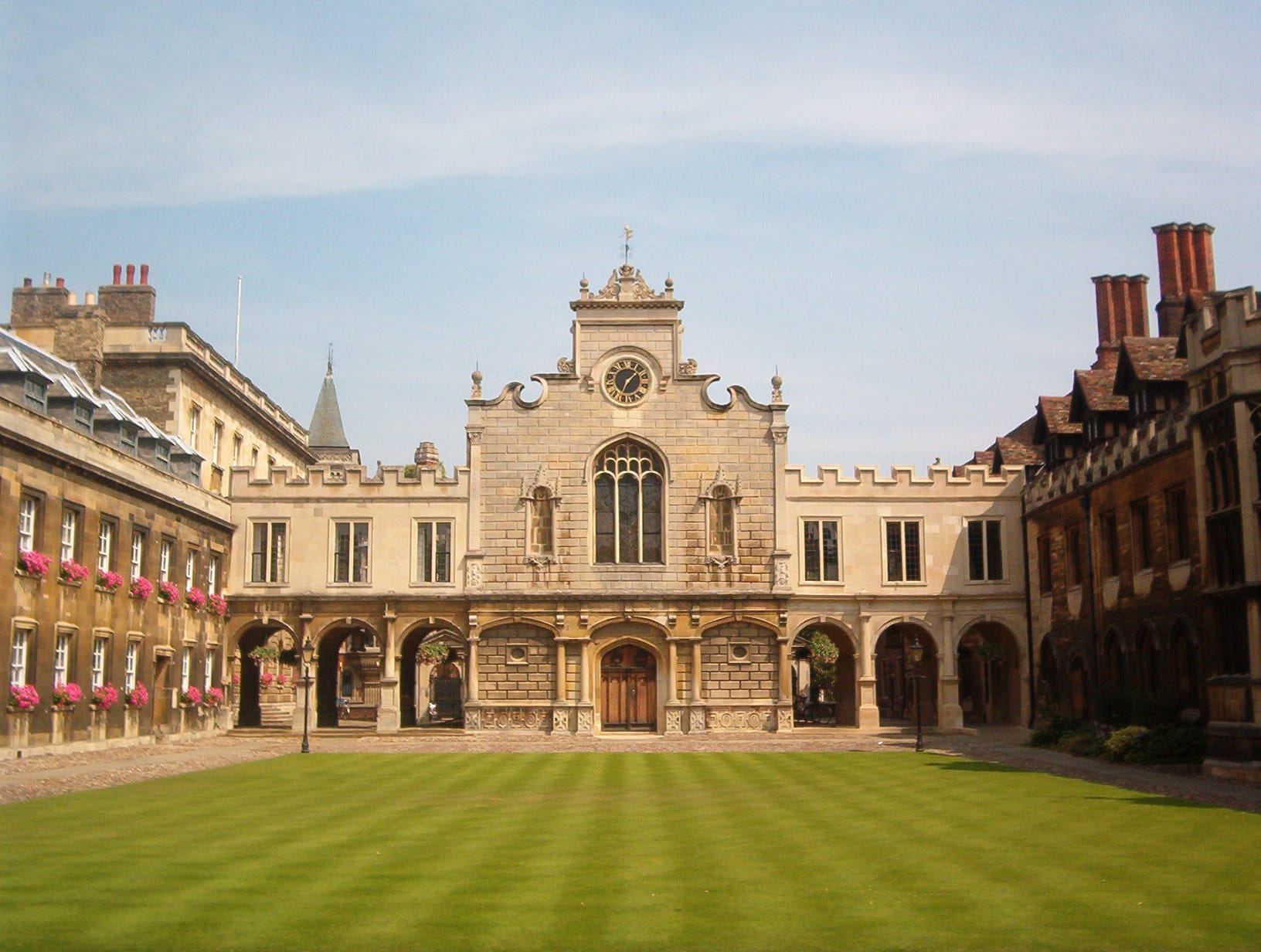 Cambridge University - study abroad university